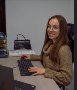 A Happy Employee After Implementing an RPA-powered Digital Teammate